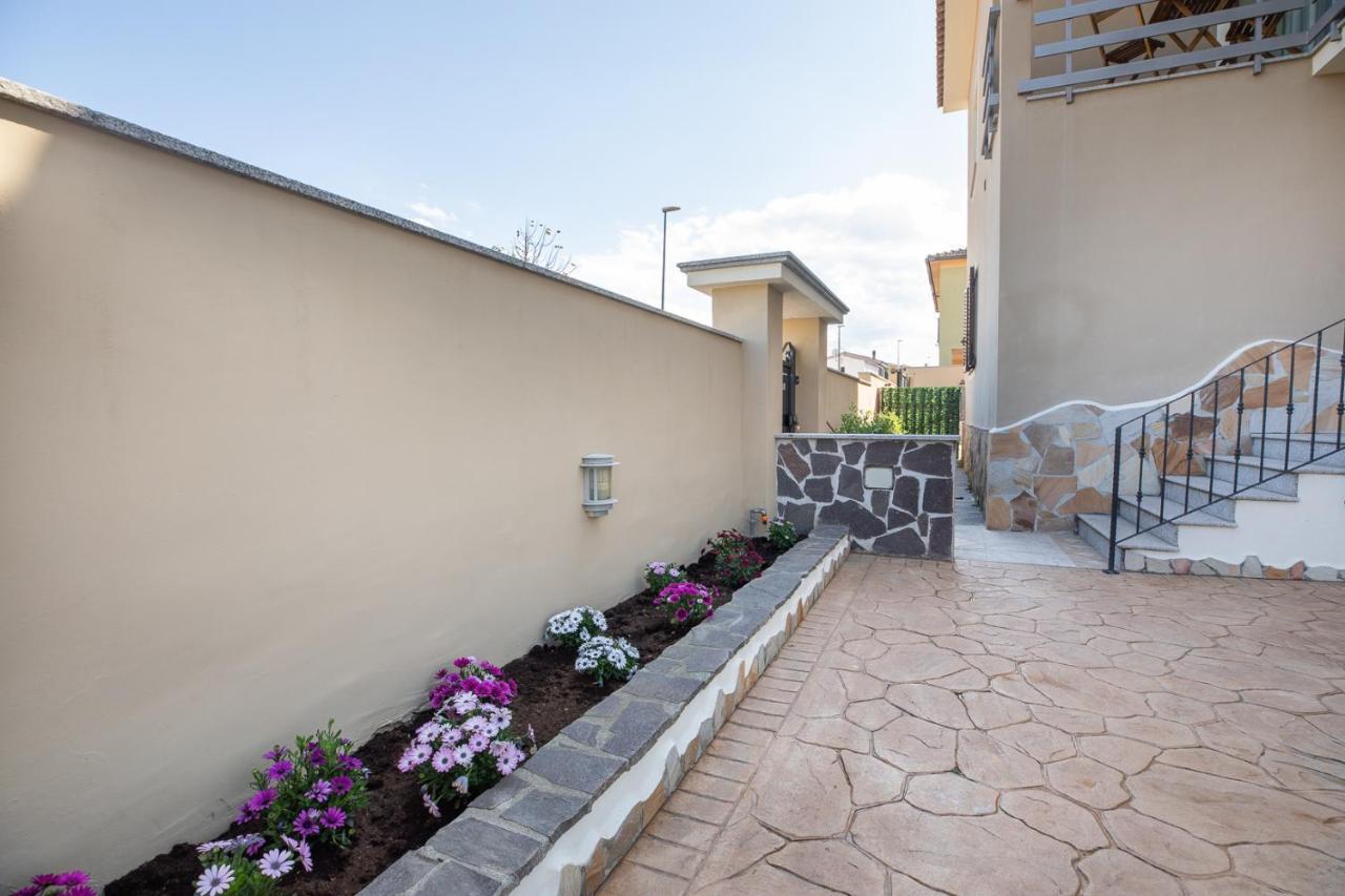 La Magnolia Rooms Olbia Ngoại thất bức ảnh